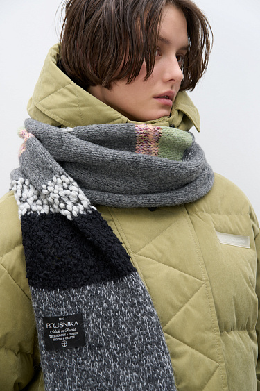 Scarf with long fringe - BRUSNIKA Women Clothes