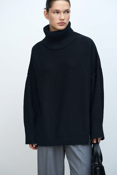 Jumper with outside seams  - BRUSNIKA Women Clothes