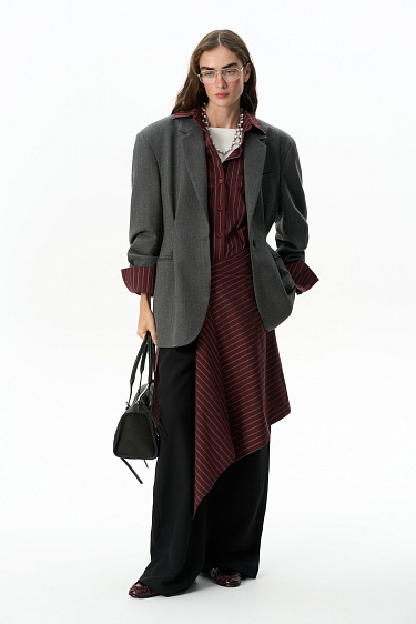 A jacket with darts at the waist - BRUSNIKA Women Clothes