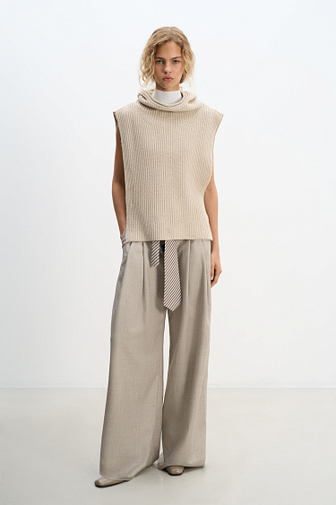 Knitted bib with hood - BRUSNIKA Women Clothes