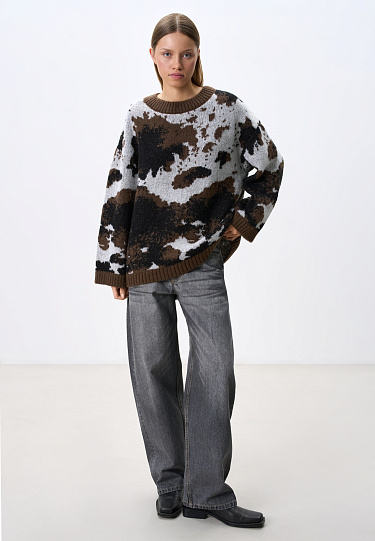 Jumper with a jacquard animalistic design - BRUSNIKA Women Clothes