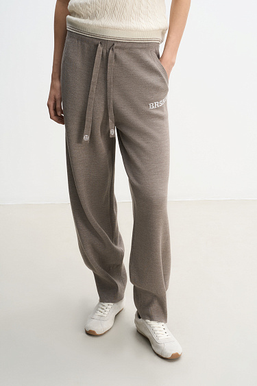 Jogger trousers made of wool - BRUSNIKA Women Clothes