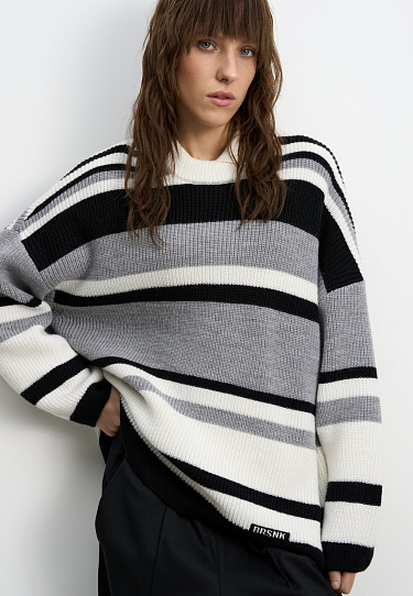 Striped knitted jumper - BRUSNIKA Women Clothes