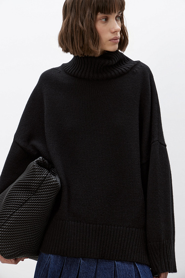 Voluminous alpaca wool jumper - BRUSNIKA Women Clothes