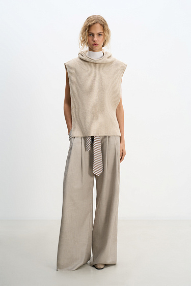Knitted bib with hood - BRUSNIKA Women Clothes