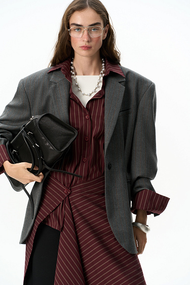 A jacket with darts at the waist - BRUSNIKA Women Clothes