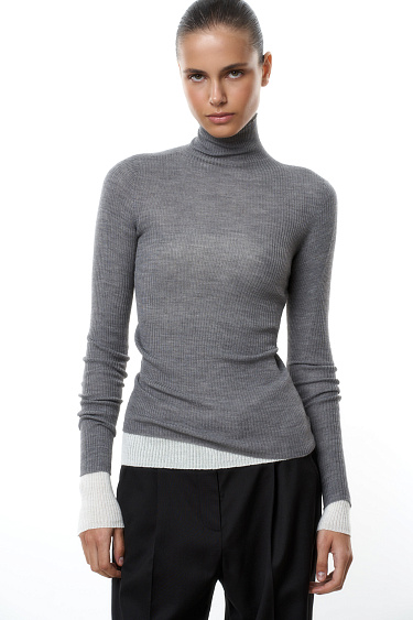 knitted turtleneck made of merino wool - BRUSNIKA Women Clothes