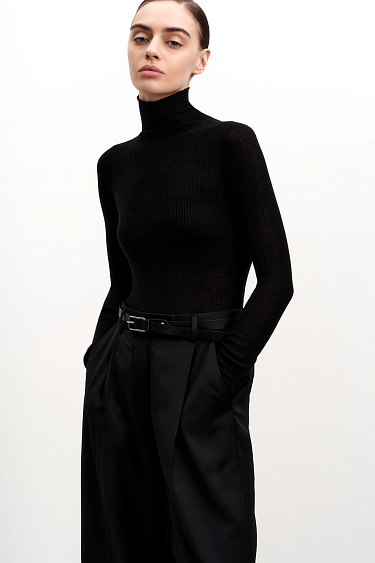 knitted turtleneck made of merino wool - BRUSNIKA Women Clothes