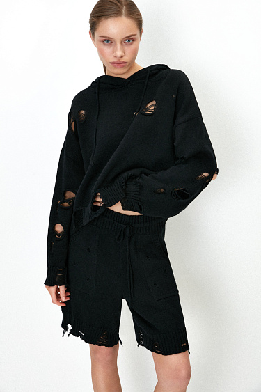 Ripped knit shorts  - BRUSNIKA Women Clothes