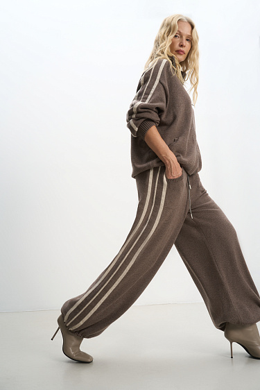 Trousers with stripes - BRUSNIKA Women Clothes