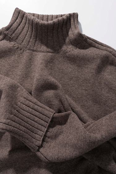 Jumper made of cashmere and wool with a high neck - BRUSNIKA Women Clothes