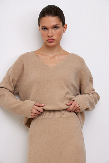 V-neck jumper - BRUSNIKA Women Clothes