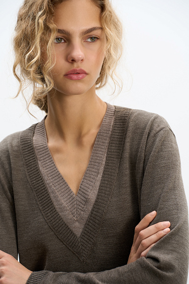 V‑neck longsleeve - BRUSNIKA Women Clothes