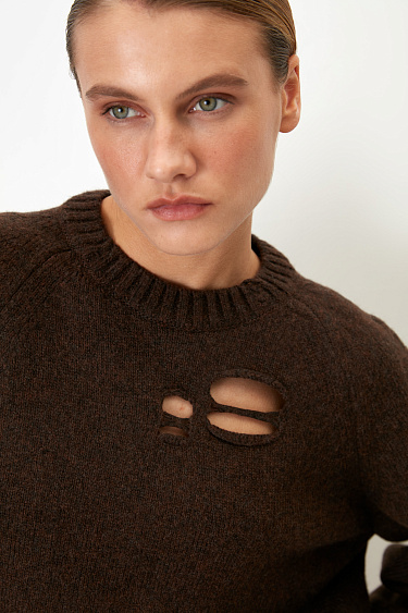 Ripped knit jumper - BRUSNIKA Women Clothes