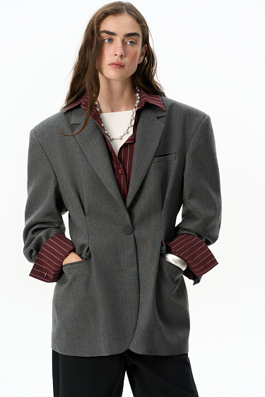 A jacket with darts at the waist - BRUSNIKA Women Clothes