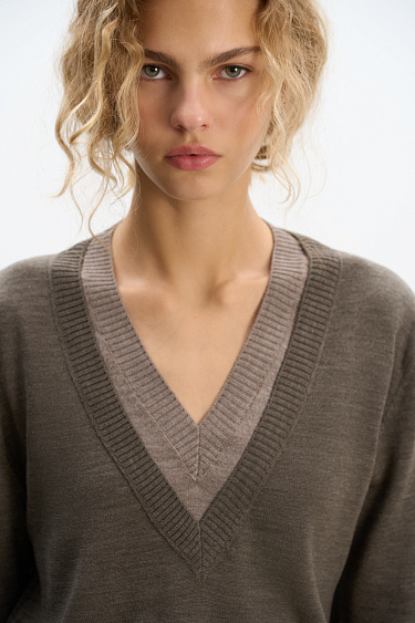 V‑neck longsleeve - BRUSNIKA Women Clothes