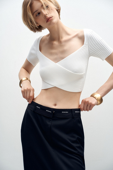 Crossed neckline top - BRUSNIKA Women Clothes